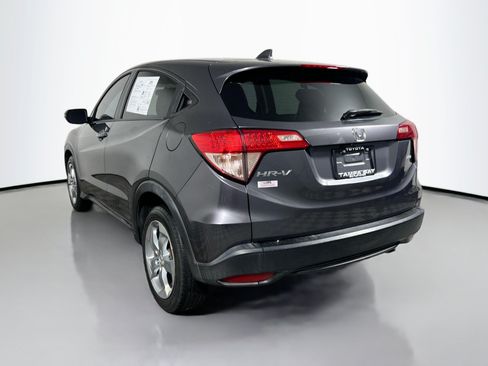 Used 2017 Honda HR-V EX image 8