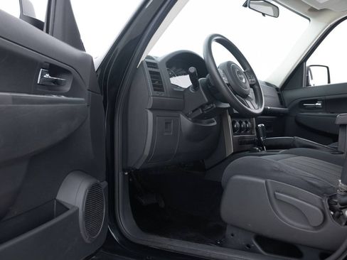 Used 2012 Jeep Liberty Sport AWD/4WD image 26