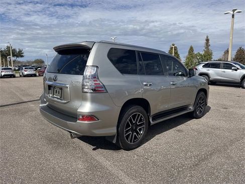 Used 2022 Lexus GX 460 Premium image 4