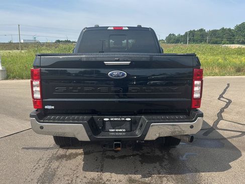 Used 2021 Ford F250 Lariat w/ Lariat Value Package AWD/4WD image 4