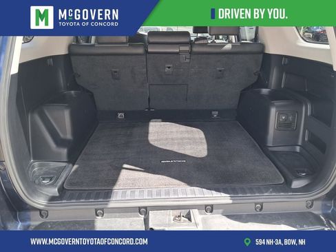 Used 2019 Toyota 4Runner SR5 Premium AWD/4WD image 4