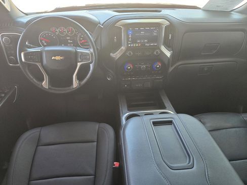 Used 2022 Chevrolet Silverado 1500 LTZ image 9