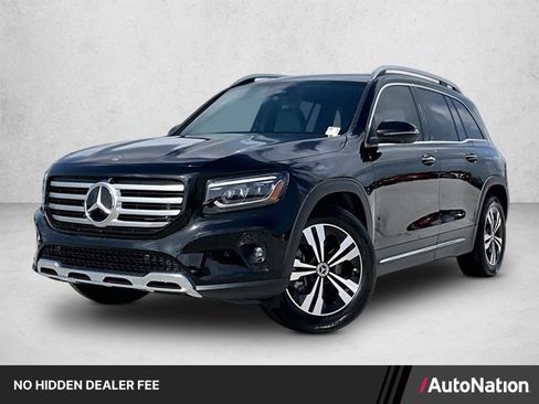 Used 2026 Mercedes-Benz GLB 250 image 1