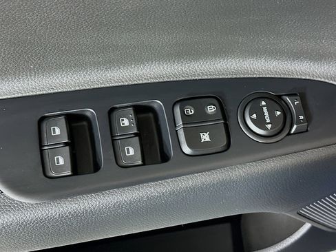 Used 2021 Kia Rio S FWD image 14