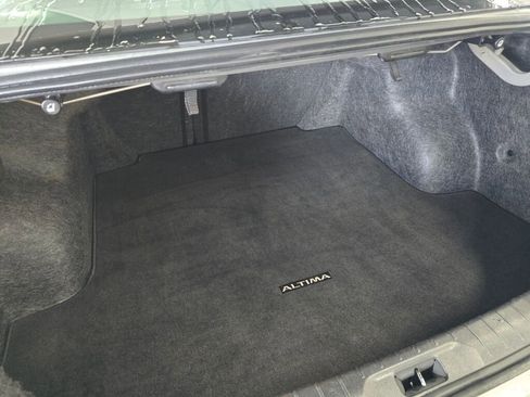 Used 2023 Nissan Altima 2.5 SV image 16