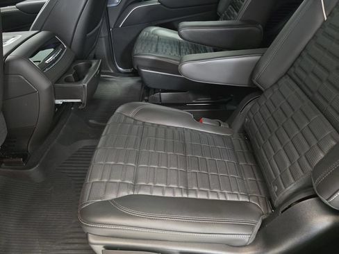 Used 2023 Cadillac Escalade V w/ LPO, ONYX Package AWD/4WD image 20