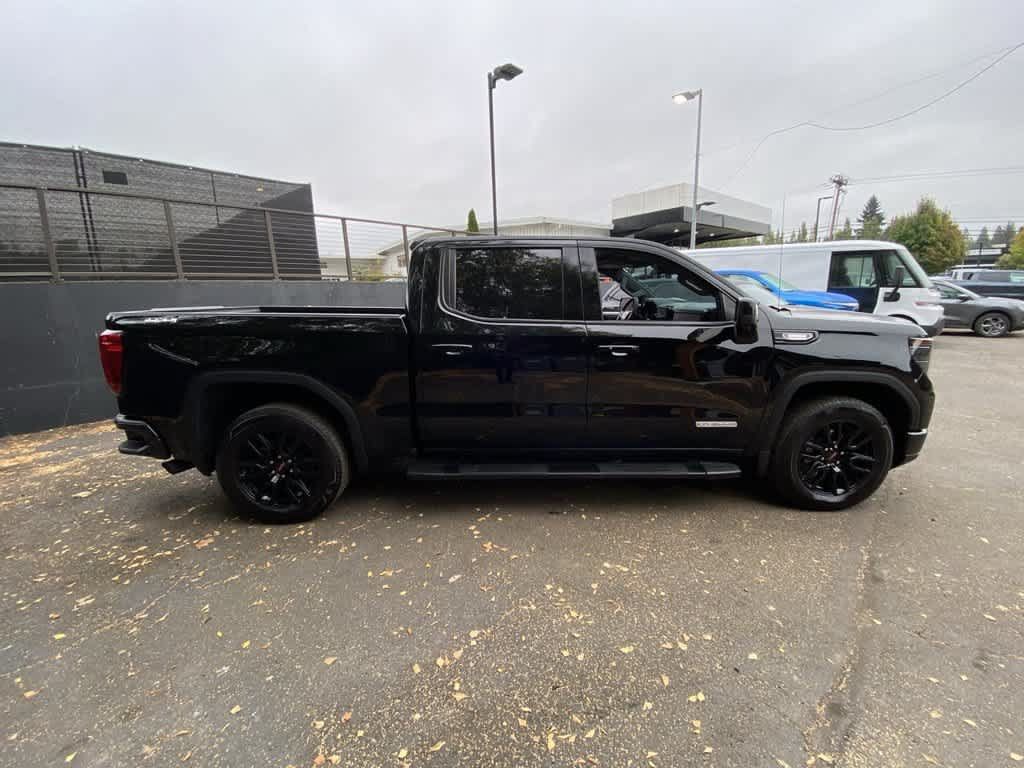 Used 2024 GMC Sierra 1500 Elevation w/ Elevation Premium Package AWD/4WD image 7