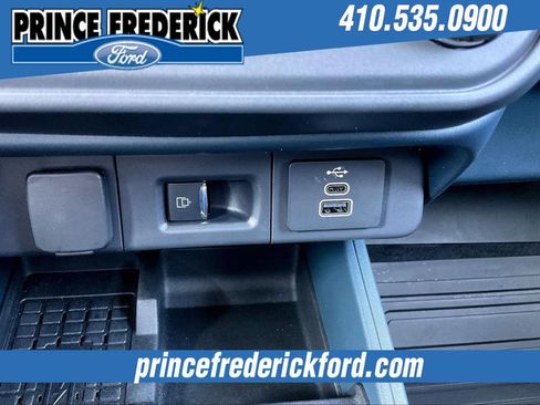 Used 2025 Ford Maverick Lobo image 31