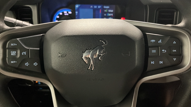 Used 2022 Ford Bronco 2-Door AWD/4WD image 15