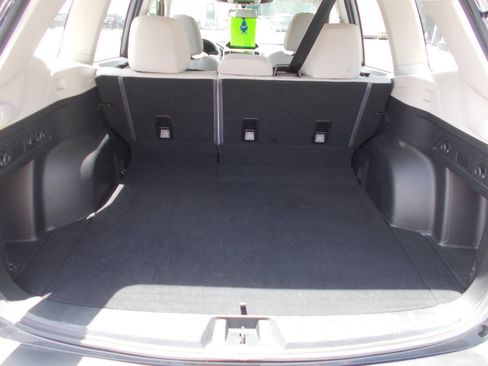 Used 2022 Subaru Forester AWD/4WD image 16