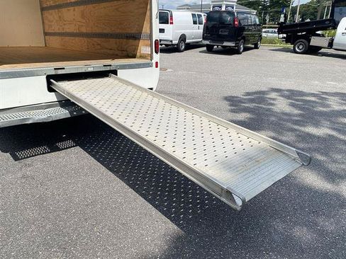 Used 2023 Chevrolet Express 3500 w/ Power Convenience Package RWD image 29