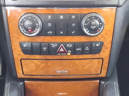 Used 2009 Mercedes-Benz GL 320 BlueTEC 4MATIC image 29