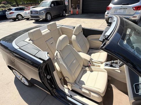 Used 2012 Volkswagen Eos Komfort FWD image 36