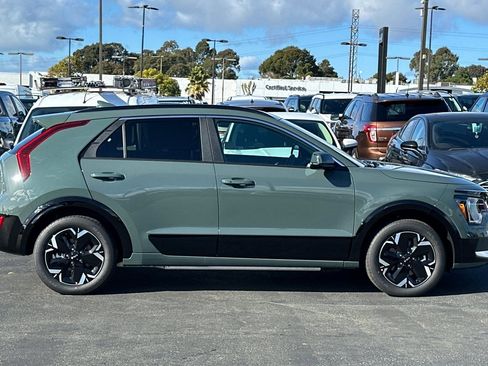 New 2026 Kia Niro Wind image 3