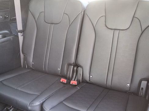 Certified 2025 Kia Sorento EX AWD/4WD image 19