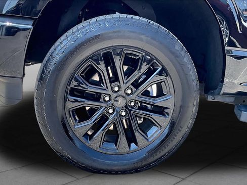 Used 2024 Ford F150 Lariat w/ Equipment Group 502A High AWD/4WD image 13