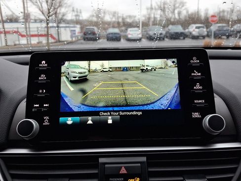 Used 2022 Honda Accord Sport image 16