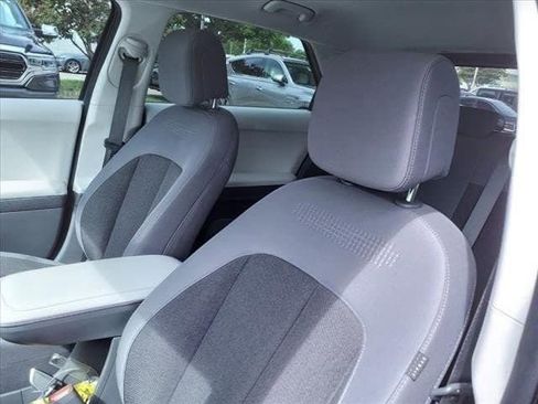 Used 2024 Hyundai Ioniq 5 SE image 13