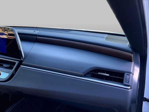 Used 2024 Lexus ES 300h w/ Premium Package FWD image 19