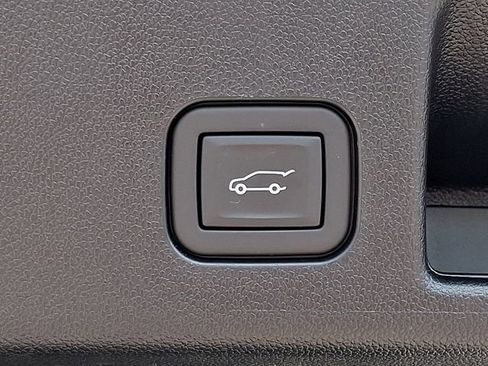 Certified 2024 Chevrolet Equinox EV LT AWD/4WD image 27