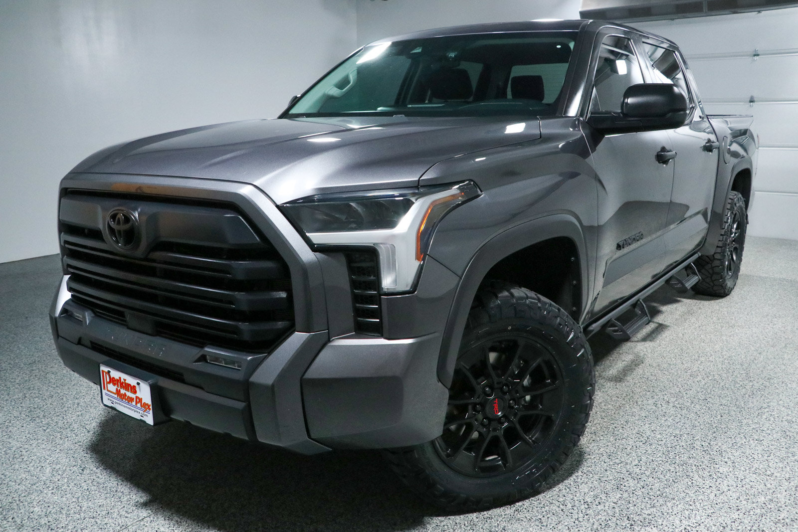Used 2024 Toyota Tundra SR5 AWD/4WD image 32