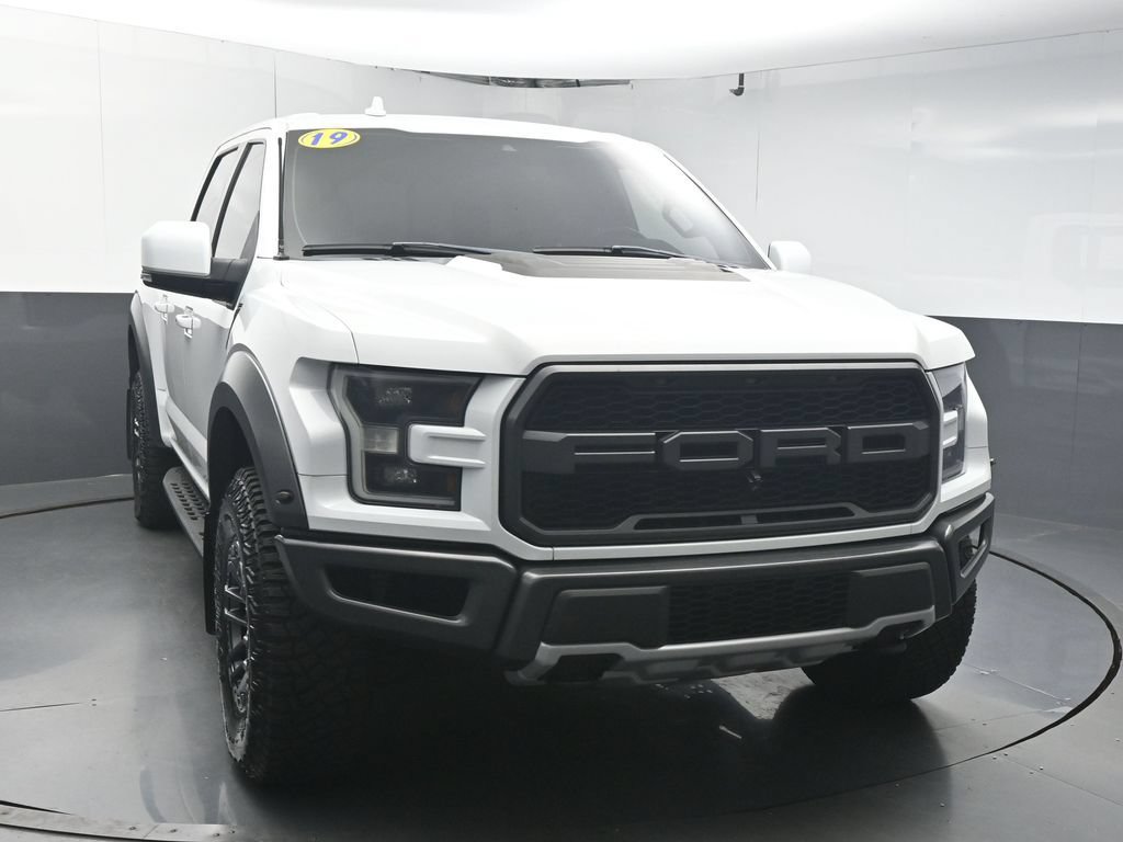 Used 2019 Ford F150 Raptor w/ Equipment Group 802A Luxury AWD/4WD image 2