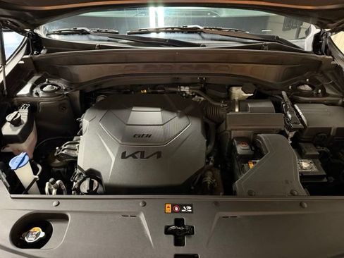 Used 2025 Kia Telluride S FWD image 49