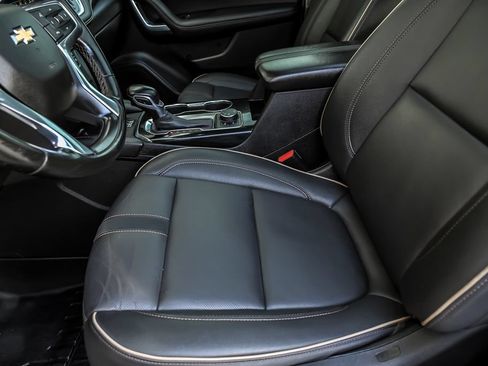 Used 2024 Chevrolet Blazer Premier w/ Driver Confidence II Package AWD/4WD image 16