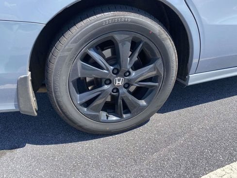 Used 2023 Honda Odyssey Sport image 9