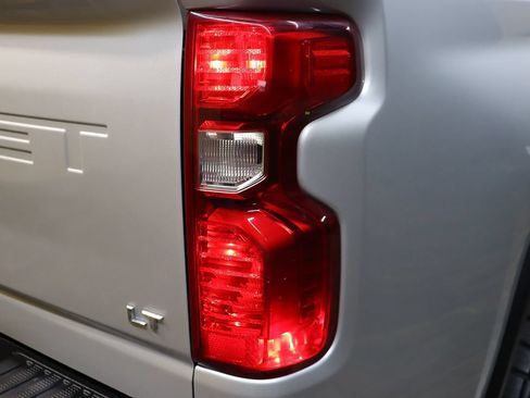 Used 2023 Chevrolet Silverado 2500 LT w/ Convenience Package AWD/4WD image 24