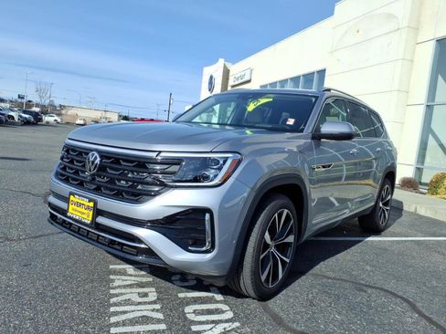 New 2026 Volkswagen Atlas SEL Premium R-Line AWD/4WD image 3