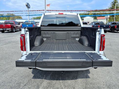 Used 2025 Ford F150 Lariat w/ Equipment Group 501A Mid image 14