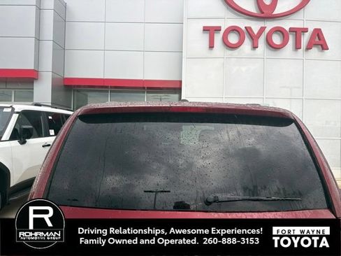 Used 2019 Dodge Grand Caravan SXT FWD image 5