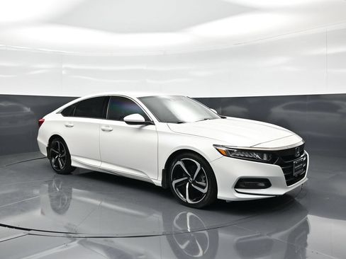 Used 2019 Honda Accord Sport image 23