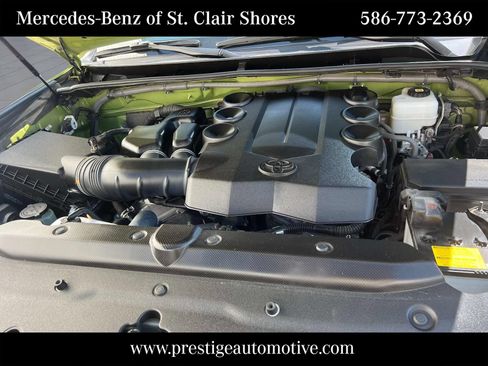 Used 2023 Toyota 4Runner TRD Off-Road Premium w/ Off Road Premium Plus Package AWD/4WD image 12