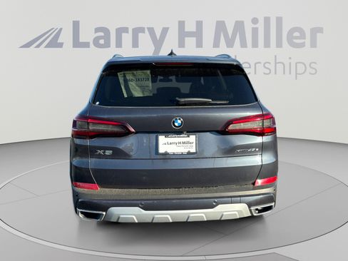 Used 2021 BMW X5 xDrive45e w/ Premium Package AWD/4WD image 4