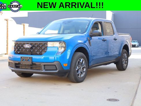 Used 2025 Ford Maverick XLT w/ Equipment Group 302A AWD/4WD image 1
