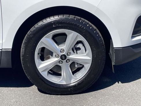 Used 2024 Ford Edge SE AWD/4WD image 34