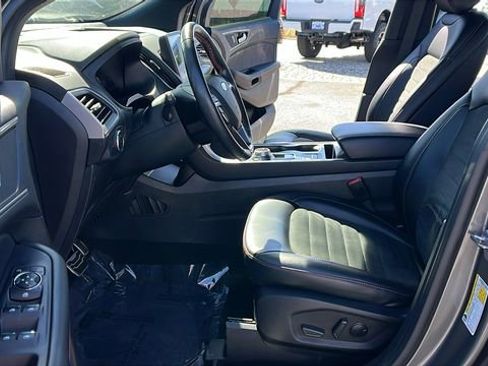 Used 2022 Ford Edge ST-Line AWD/4WD image 17