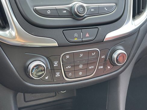 Used 2024 Chevrolet Equinox LT image 7