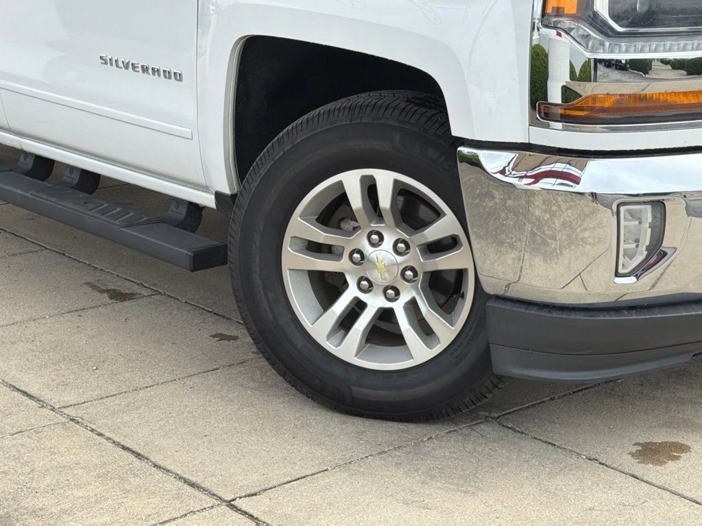 Used 2016 Chevrolet Silverado 1500 LT w/ All Star Edition AWD/4WD image 10