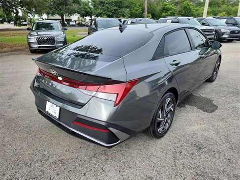 New 2025 Hyundai Elantra SEL w/ Cargo Package image 3