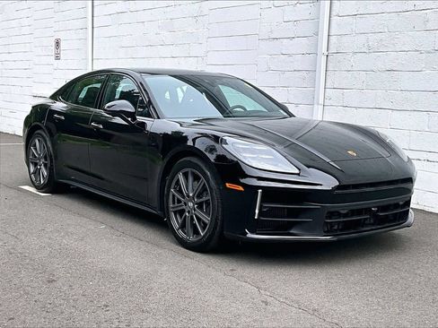 Certified 2025 Porsche Panamera 4 AWD/4WD image 7