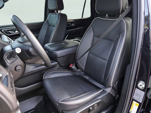 Used 2023 Chevrolet Tahoe Premier RWD image 10