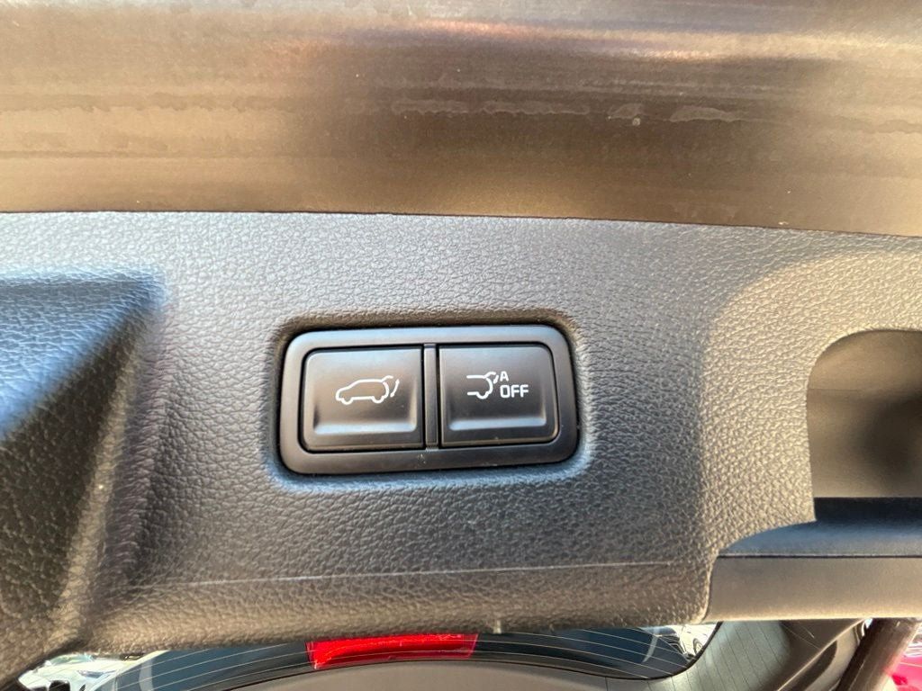 Used 2024 Kia Telluride EX w/ EX Captain's Chair Package AWD/4WD image 29