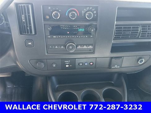 Used 2024 GMC Savana 2500 w/ Driver Convenience Package image 18