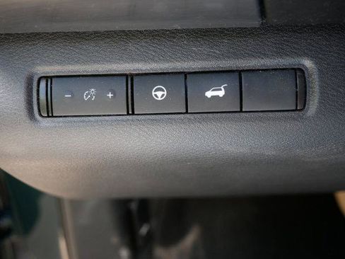 Certified 2023 Nissan Pathfinder SL w/ SL Premium Package AWD/4WD image 23