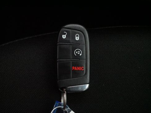 Used 2022 Jeep Renegade Latitude image 30