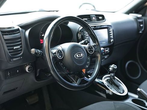 Used 2014 Kia Soul ! w/ Sun & Sound Package FWD image 18