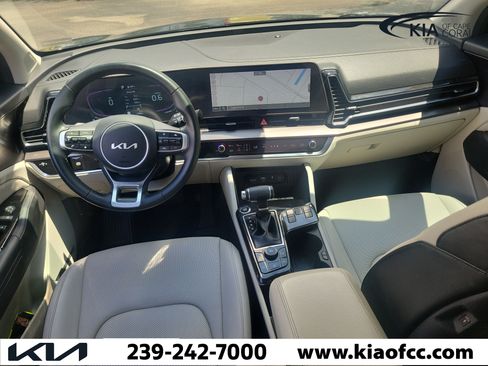 Certified 2025 Kia Sportage EX FWD image 16